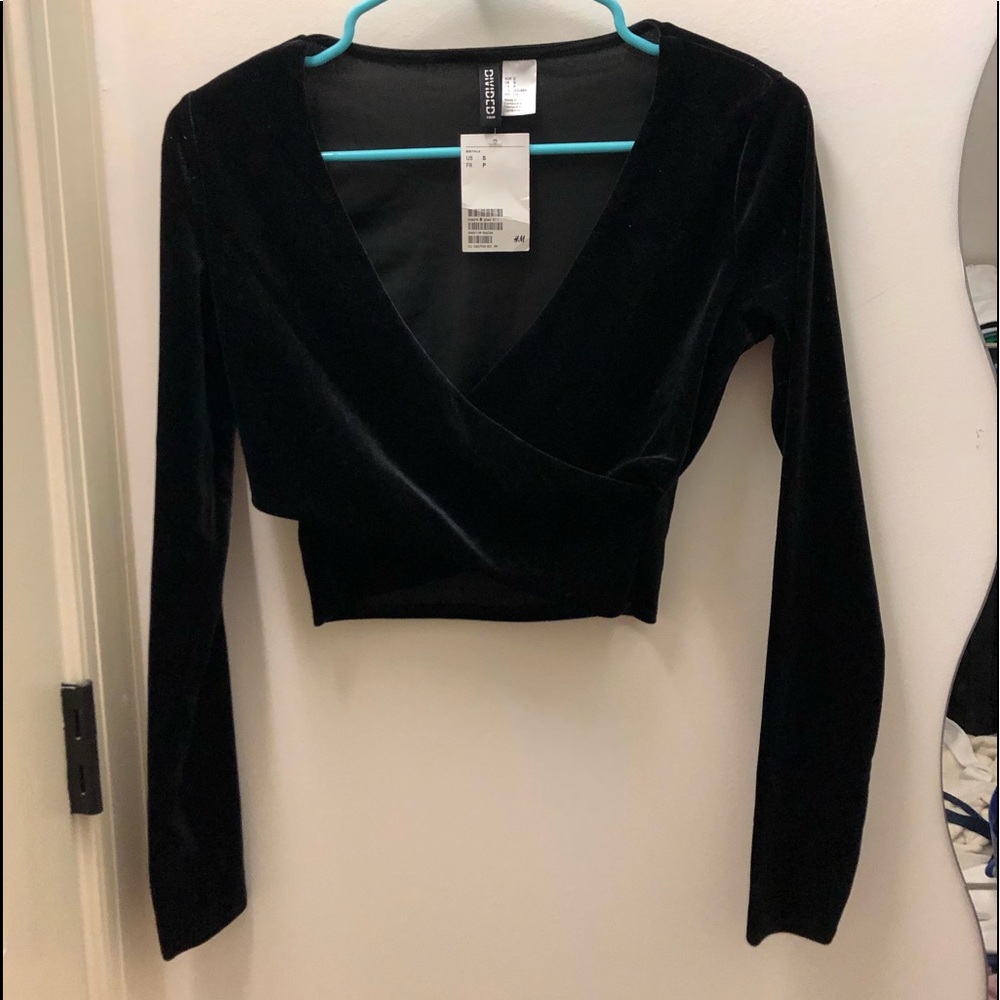 SMALL H&M black velvet crisscross top
